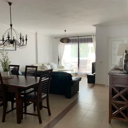 Appartamento La Maestranza, Puerto Banus *